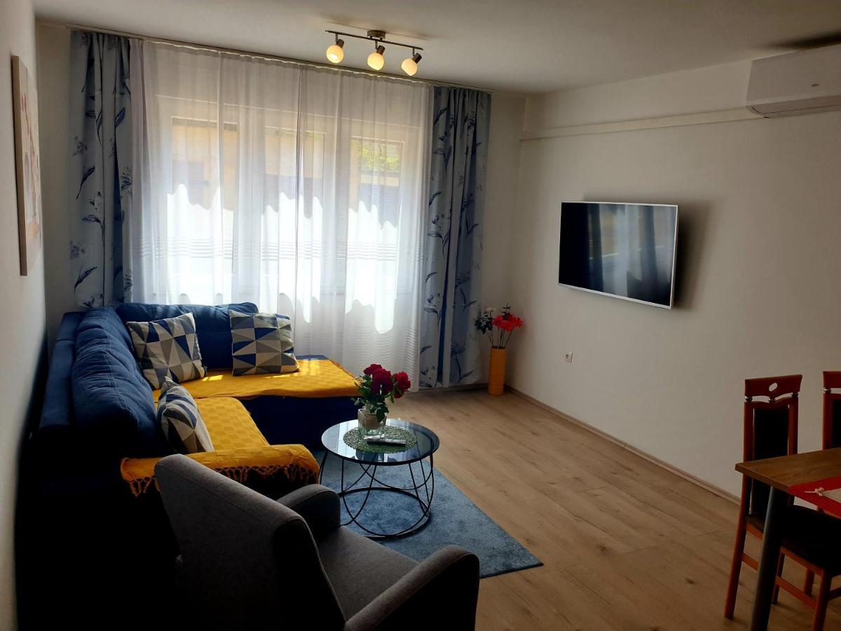 Apartment Mon Chéri-located in a quiet neighbourhood near beaches FREE PARKING Pola Esterno foto
