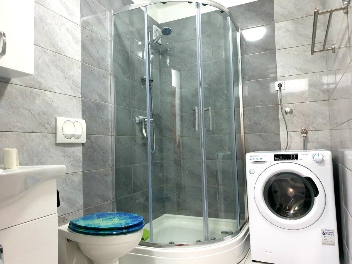 Apartment Mon Chéri-located in a quiet neighbourhood near beaches FREE PARKING Pola Esterno foto